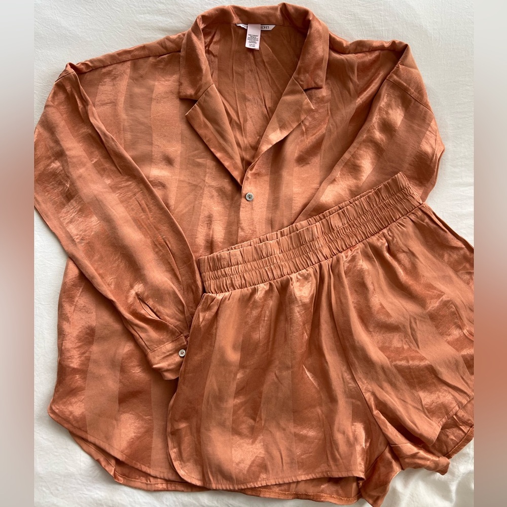 Victoria’s Secret lounge set / PJ set